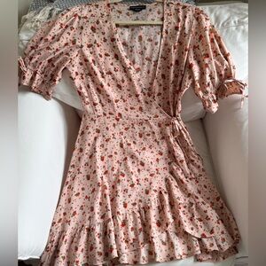 Wednesday’s Girl Floral Pink Mini Wrap Dress, size M